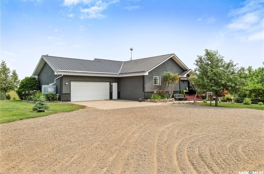 Rural Address, Pense Rm No. 160, Saskatchewan S0G 3W0, 3 Bedrooms Bedrooms, 19 Rooms Rooms,3 BathroomsBathrooms,Acreage,For Sale,Taylor Acreage,Rural Address,SK982850