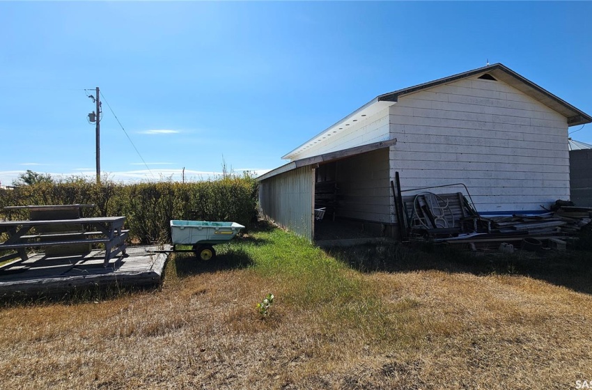 Rural Address, Riverside Rm No. 168, Saskatchewan S0N 0J0, 5 Bedrooms Bedrooms, 19 Rooms Rooms,4 BathroomsBathrooms,Acreage,For Sale,Acreage 2.5 km South of Cabri,Rural Address,SK982965