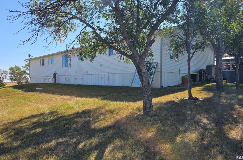 Rural Address, Riverside Rm No. 168, Saskatchewan S0N 0J0, 5 Bedrooms Bedrooms, 19 Rooms Rooms,4 BathroomsBathrooms,Acreage,For Sale,Acreage 2.5 km South of Cabri,Rural Address,SK982965