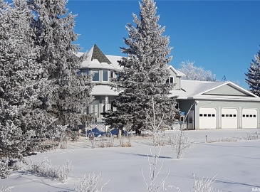 Rural Address, Willowdale Rm No. 153, Saskatchewan S0G 5C0, 5 Bedrooms Bedrooms, 20 Rooms Rooms,4 BathroomsBathrooms,Acreage,For Sale,Castle Lane Acres,Rural Address,SK983031