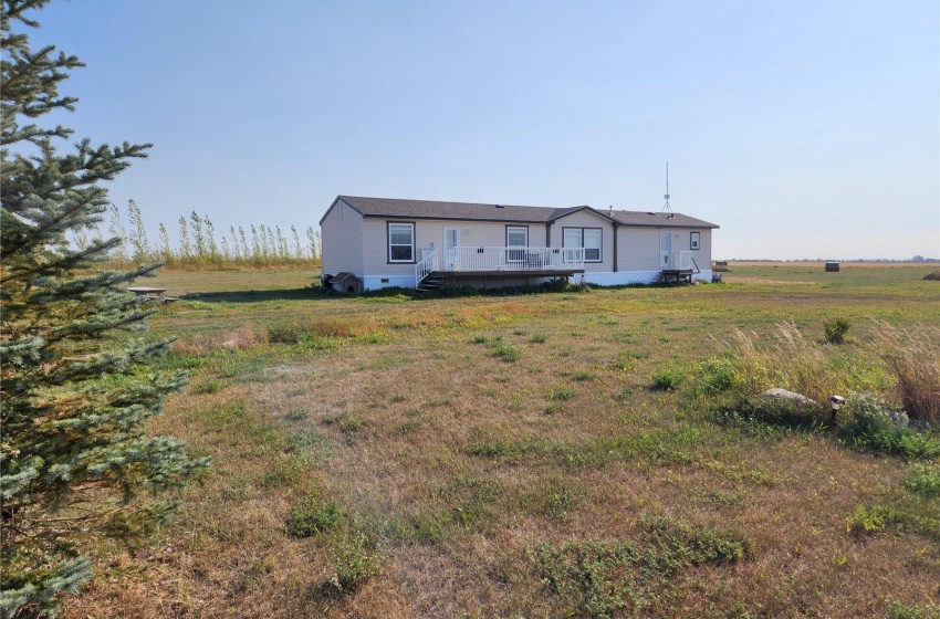 Rural Address, Coalfields Rm No. 4, Saskatchewan S0C 0M0, 3 Bedrooms Bedrooms, 9 Rooms Rooms,2 BathroomsBathrooms,Acreage,For Sale,MacDonald Acreage,Rural Address,SK983269