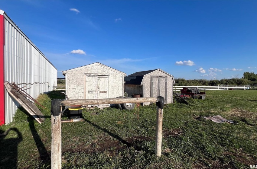 Rural Address, Meadow Lake Rm No.588, Saskatchewan S9X 1Y8, 4 Bedrooms Bedrooms, 14 Rooms Rooms,3 BathroomsBathrooms,Acreage,For Sale,Meadow Lake Acres,Rural Address,SK984161