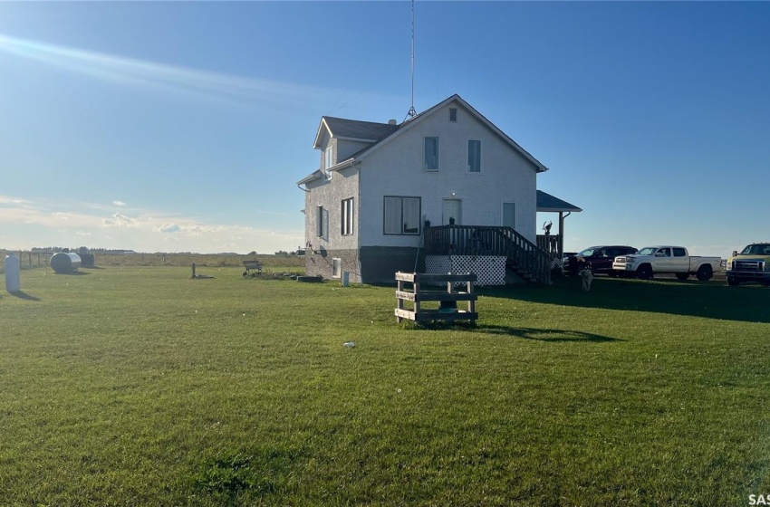 Rural Address, Meadow Lake Rm No.588, Saskatchewan S9X 1Y8, 4 Bedrooms Bedrooms, 14 Rooms Rooms,3 BathroomsBathrooms,Acreage,For Sale,Meadow Lake Acres,Rural Address,SK984161