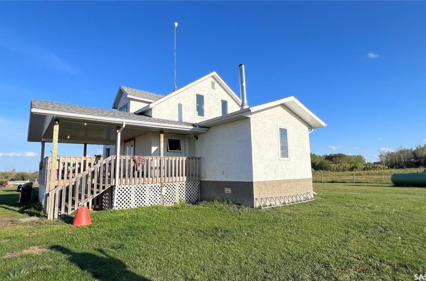 Rural Address, Meadow Lake Rm No.588, Saskatchewan S9X 1Y8, 4 Bedrooms Bedrooms, 14 Rooms Rooms,3 BathroomsBathrooms,Acreage,For Sale,Meadow Lake Acres,Rural Address,SK984161