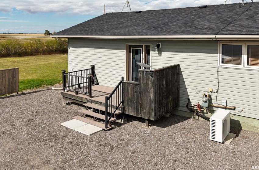 Rural Address, Moose Jaw Rm No. 161, Saskatchewan S6H 4R3, 4 Bedrooms Bedrooms, 13 Rooms Rooms,3 BathroomsBathrooms,Acreage,For Sale,Harlos Acreage,Rural Address,SK984345