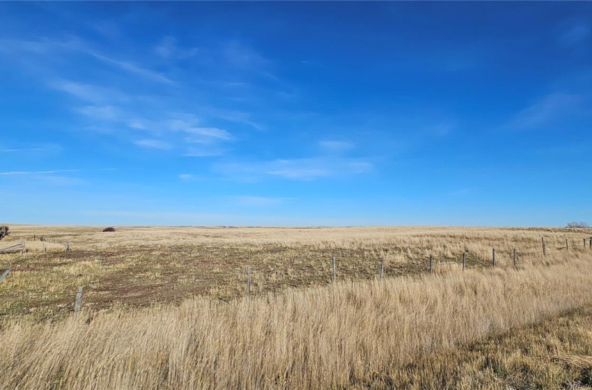 Rural Address, Maple Creek Rm No. 111, Saskatchewan S0N 1N0, ,Farm,For Sale,SE 17-12-25 W3 ACREAGE,Rural Address,SK988251