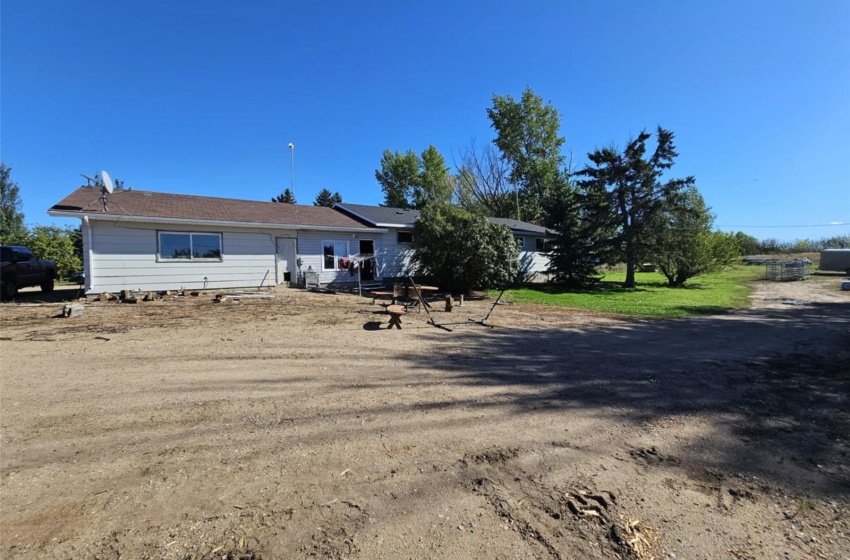 Rural Address, Grass Lake Rm No. 381, Saskatchewan S0K 4L0, 3 Bedrooms Bedrooms, 14 Rooms Rooms,2 BathroomsBathrooms,Acreage,For Sale,Belton Acreage,Rural Address,SK985143