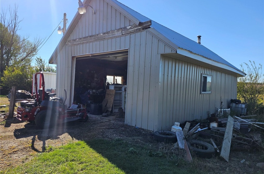 Rural Address, Grass Lake Rm No. 381, Saskatchewan S0K 4L0, 3 Bedrooms Bedrooms, 14 Rooms Rooms,2 BathroomsBathrooms,Acreage,For Sale,Belton Acreage,Rural Address,SK985143