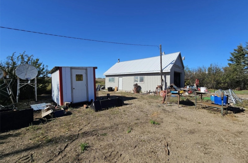 Rural Address, Grass Lake Rm No. 381, Saskatchewan S0K 4L0, 3 Bedrooms Bedrooms, 14 Rooms Rooms,2 BathroomsBathrooms,Acreage,For Sale,Belton Acreage,Rural Address,SK985143