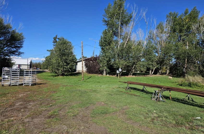 Rural Address, Grass Lake Rm No. 381, Saskatchewan S0K 4L0, 3 Bedrooms Bedrooms, 14 Rooms Rooms,2 BathroomsBathrooms,Acreage,For Sale,Belton Acreage,Rural Address,SK985143