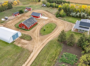 Rural Address, Redburn Rm No. 130, Saskatchewan S0G 4H0, 3 Bedrooms Bedrooms, 12 Rooms Rooms,3 BathroomsBathrooms,Acreage,For Sale,Monson Acreage; PT NE 10 14 22 W2 Parcel A,Rural Address,SK985324