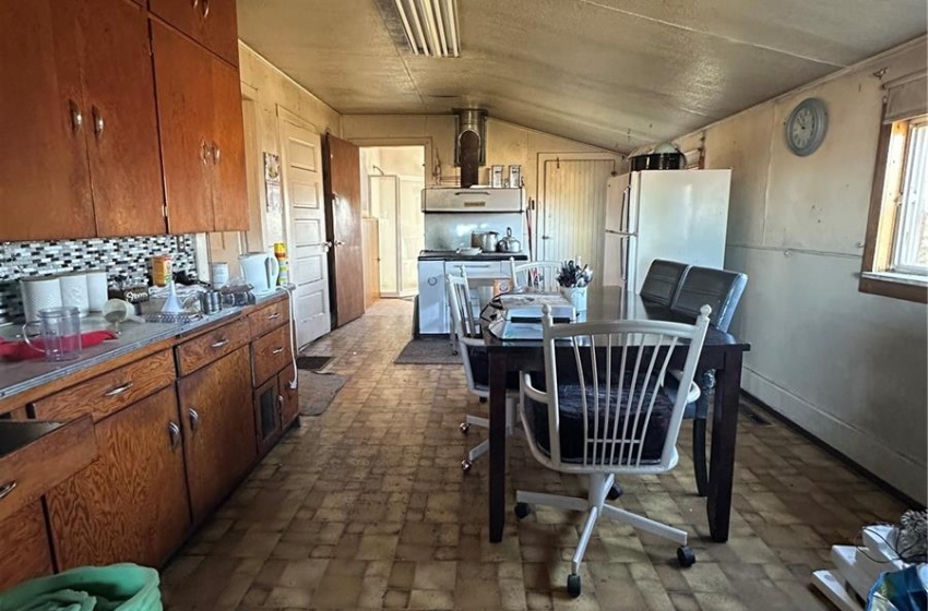 Rural Address, Martin Rm No. 122, Saskatchewan S0G 0B3, 4 Bedrooms Bedrooms, ,1 BathroomBathrooms,Farm,For Sale,Hwy 1 Farm,Rural Address,SK988831