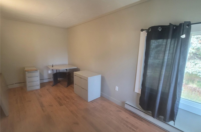 220 Rural Address, Mckillop Rm No. 220, Saskatchewan S0G 0L0, 2 Bedrooms Bedrooms, 9 Rooms Rooms,2 BathroomsBathrooms,Acreage,For Sale,Highway 220 west of Bulyea,Rural Address,SK985835