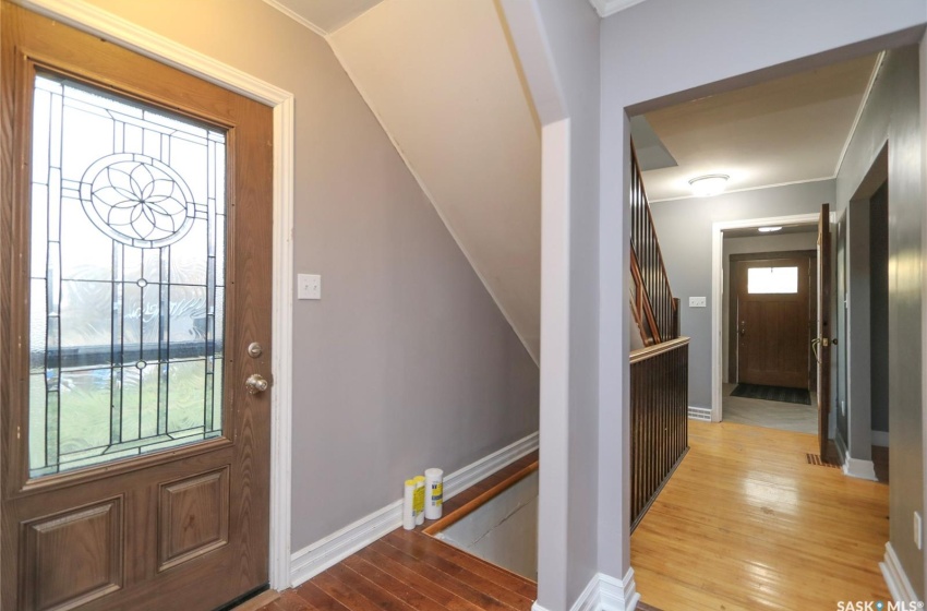 Foyer entrance with light hardwood / wood-style flooring