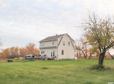 Rural Address, Orkney Rm No. 244, Saskatchewan S3N 1C1, 2 Bedrooms Bedrooms, 11 Rooms Rooms,2 BathroomsBathrooms,Acreage,For Sale,Clifford Acreage,Rural Address,SK985951