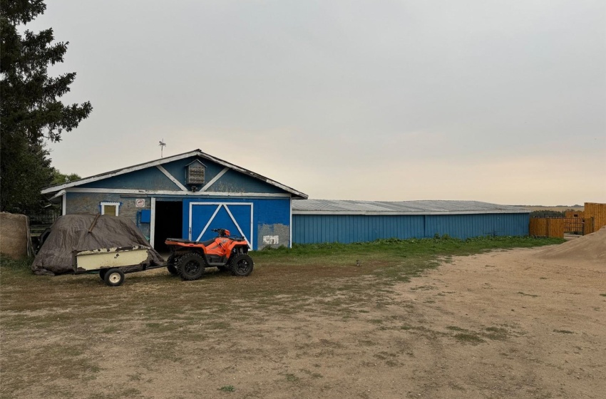 Rural Address, South Qu'Appelle Rm No. 157, Saskatchewan S0G 3E0, 4 Bedrooms Bedrooms, 10 Rooms Rooms,2 BathroomsBathrooms,Acreage,For Sale,Widespread Acres,Rural Address,SK986399