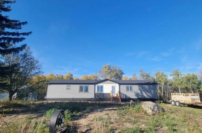 Rural Address, South Qu'Appelle Rm No. 157, Saskatchewan S0G 3E0, 4 Bedrooms Bedrooms, 10 Rooms Rooms,2 BathroomsBathrooms,Acreage,For Sale,Widespread Acres,Rural Address,SK986399