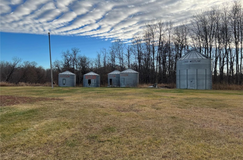 Rural Address, Porcupine Rm No. 395, Saskatchewan S0E 1H0, 2 Bedrooms Bedrooms, 10 Rooms Rooms,1 BathroomBathrooms,Acreage,For Sale,Hill Acreage,Rural Address,SK987257