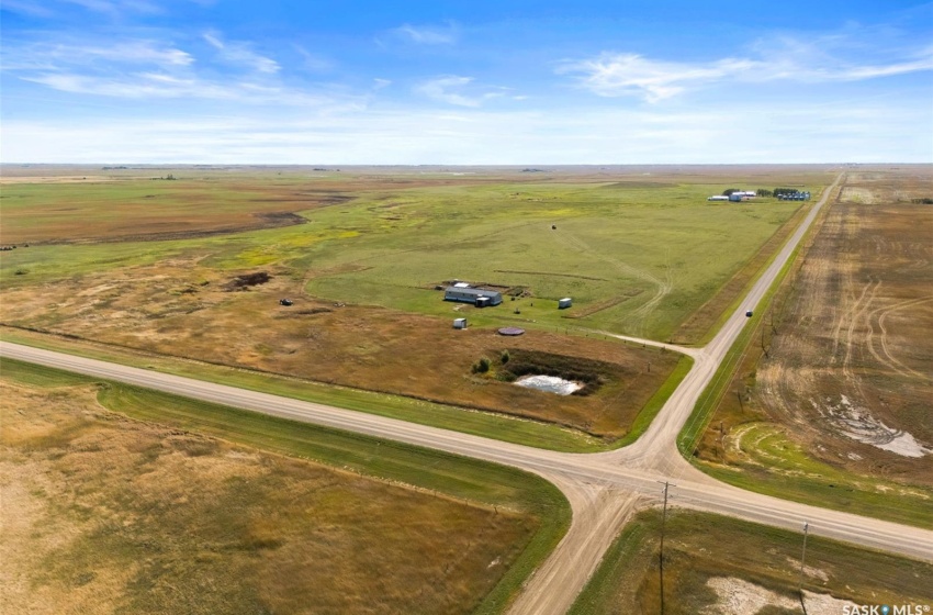 . Rural Address, Sarnia Rm No. 221, Saskatchewan S0G 2H0, 4 Bedrooms Bedrooms, 8 Rooms Rooms,2 BathroomsBathrooms,Acreage,For Sale,Sweetgrass Acreage,Rural Address,SK987310