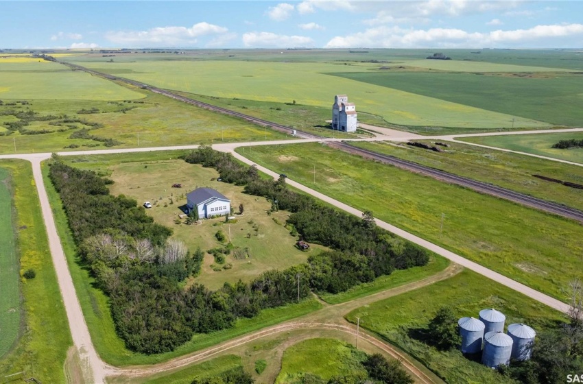 Rural Address, Perdue Rm No. 346, Saskatchewan S0K 3C0, 3 Bedrooms Bedrooms, 11 Rooms Rooms,2 BathroomsBathrooms,Acreage,For Sale,McLeod Acreage,Rural Address,SK987318