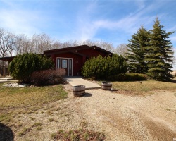 Rural Address, Wawken Rm No. 93, Saskatchewan S0G 2R0, 3 Bedrooms Bedrooms, 10 Rooms Rooms,2 BathroomsBathrooms,Acreage,For Sale,Frank Acreage,Rural Address,SK987426