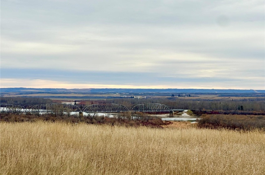 22 Poundmaker TRAIL, North Battleford, Saskatchewan S9A 2X6, 3 Bedrooms Bedrooms, 12 Rooms Rooms,2 BathroomsBathrooms,Acreage,For Sale,Poundmaker,SK987676