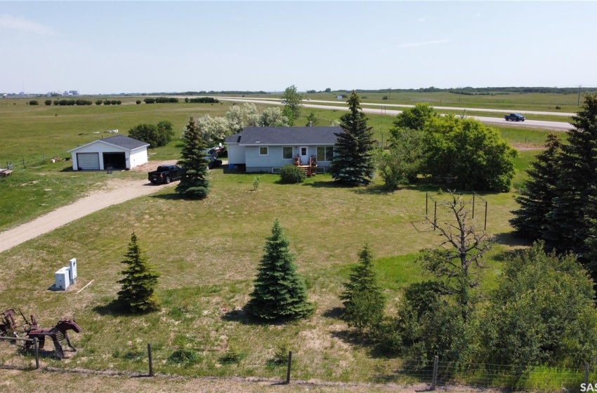 Birds eye view of property with a rural view