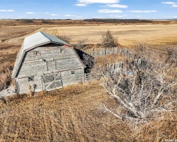 Rural Address, Elcapo Rm No. 154, Saskatchewan S0G 2B0, 2 Bedrooms Bedrooms, 7 Rooms Rooms,1 BathroomBathrooms,Acreage,For Sale,Grenfell Acres,Rural Address,SK988159