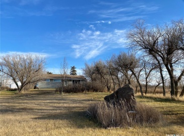 Rural Address, Kindersley Rm No. 290, Saskatchewan S0L 0H0, 4 Bedrooms Bedrooms, 14 Rooms Rooms,2 BathroomsBathrooms,Acreage,For Sale,Brock Acreage - Parcel A of SW 23-29-20 W3rd,Rural Address,SK988291