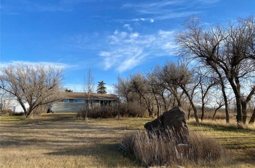 Rural Address, Kindersley Rm No. 290, Saskatchewan S0L 0H0, 4 Bedrooms Bedrooms, 14 Rooms Rooms,2 BathroomsBathrooms,Acreage,For Sale,Brock Acreage - Parcel A of SW 23-29-20 W3rd,Rural Address,SK988291