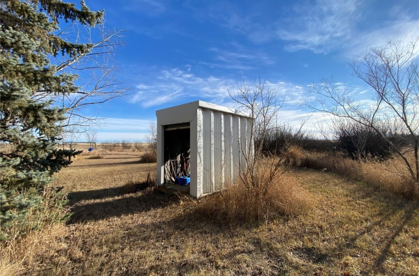 Rural Address, Kindersley Rm No. 290, Saskatchewan S0L 0H0, 4 Bedrooms Bedrooms, 14 Rooms Rooms,2 BathroomsBathrooms,Acreage,For Sale,Brock Acreage - Parcel A of SW 23-29-20 W3rd,Rural Address,SK988291