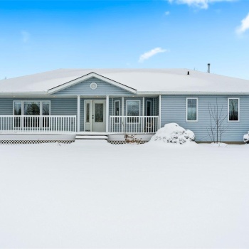 Rural Address, Star City Rm No. 428, Saskatchewan S0E 1A0, 5 Bedrooms Bedrooms, 16 Rooms Rooms,3 BathroomsBathrooms,Acreage,For Sale,Melfort East Acreage,Rural Address,SK993731