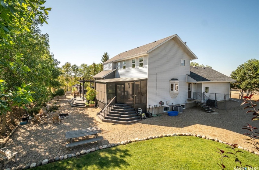 Rural Address, Moose Jaw Rm No. 161, Saskatchewan S0H 0N0, 3 Bedrooms Bedrooms, 14 Rooms Rooms,3 BathroomsBathrooms,Acreage,For Sale,Veillard/Sargent Acreage RM Moose Jaw 161,Rural Address,SK994044