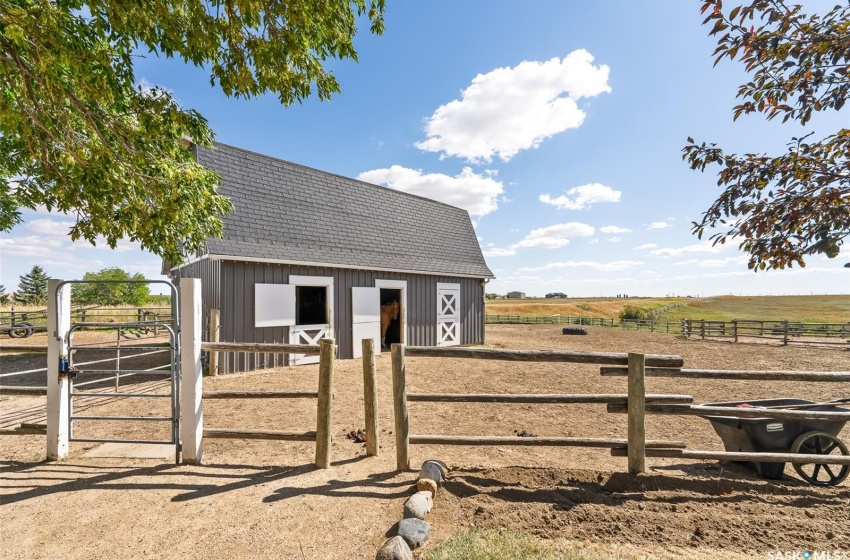 Rural Address, Moose Jaw Rm No. 161, Saskatchewan S0H 0N0, 3 Bedrooms Bedrooms, 14 Rooms Rooms,3 BathroomsBathrooms,Acreage,For Sale,Veillard/Sargent Acreage RM Moose Jaw 161,Rural Address,SK994044