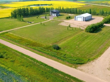 Rural Address, Wallace Rm No. 243, Saskatchewan S3N 3N0, 5 Bedrooms Bedrooms, 15 Rooms Rooms,3 BathroomsBathrooms,Acreage,For Sale,Barbour Acreage,Rural Address,SK995506