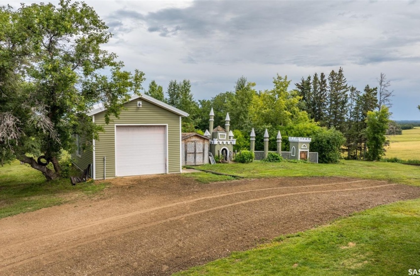 Rural Address, Prince Albert Rm No. 461, Saskatchewan S6V 5P8, 3 Bedrooms Bedrooms, 19 Rooms Rooms,3 BathroomsBathrooms,Acreage,For Sale,Thompson Acreage,Rural Address,SK986008