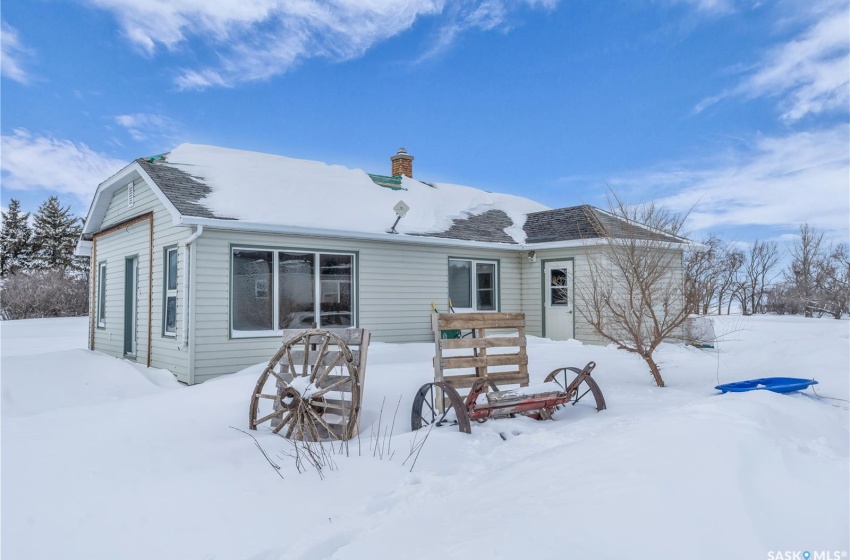 Rural Address, Gravelbourg, Saskatchewan S0H 1X0, 3 Bedrooms Bedrooms, 11 Rooms Rooms,2 BathroomsBathrooms,Acreage,For Sale,RM of Gravelbourg Acreage,Rural Address,SK995695