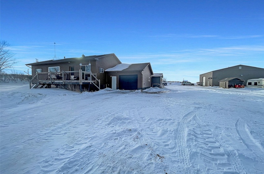 Rural Address, Swift Current Rm No. 137, Saskatchewan S9H 4M6, 6 Bedrooms Bedrooms, 17 Rooms Rooms,2 BathroomsBathrooms,Acreage,For Sale,Rhineland Acreage,Rural Address,SK995777