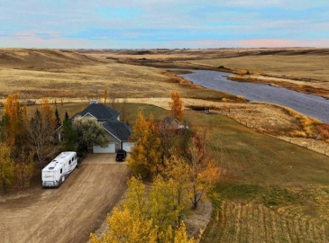 Rural Address, Swift Current Rm No. 137, Saskatchewan S9H 3X5, 4 Bedrooms Bedrooms, ,4 BathroomsBathrooms,Farm,For Sale,Carleton Farm,Rural Address,SK995743