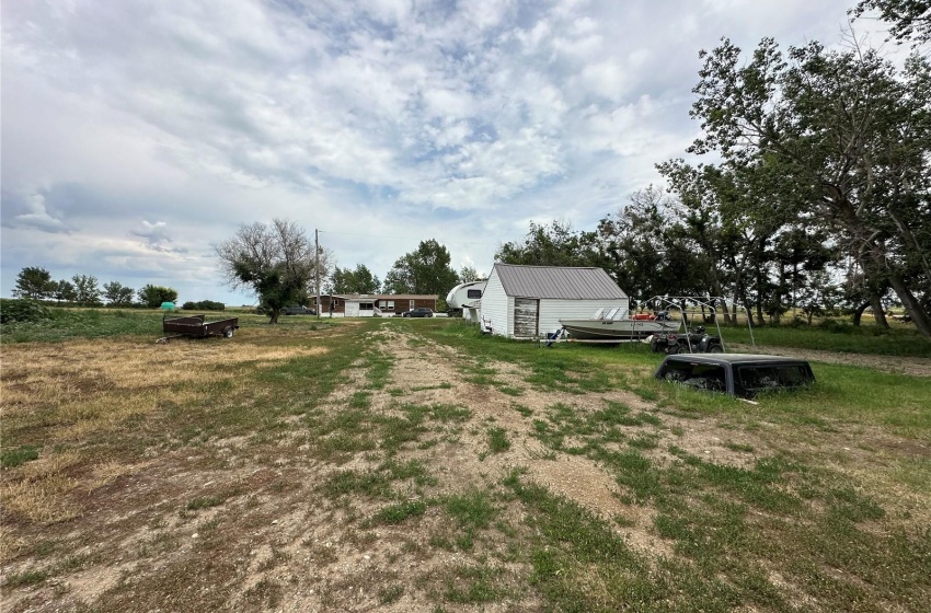 Rural Address, Gull Lake Rm No. 139, Saskatchewan S0N 1A0, 4 Bedrooms Bedrooms, 10 Rooms Rooms,2 BathroomsBathrooms,Acreage,For Sale,Gull Lake Acreage,Rural Address,SK996126