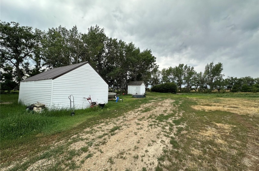 Rural Address, Gull Lake Rm No. 139, Saskatchewan S0N 1A0, 4 Bedrooms Bedrooms, 10 Rooms Rooms,2 BathroomsBathrooms,Acreage,For Sale,Gull Lake Acreage,Rural Address,SK996126