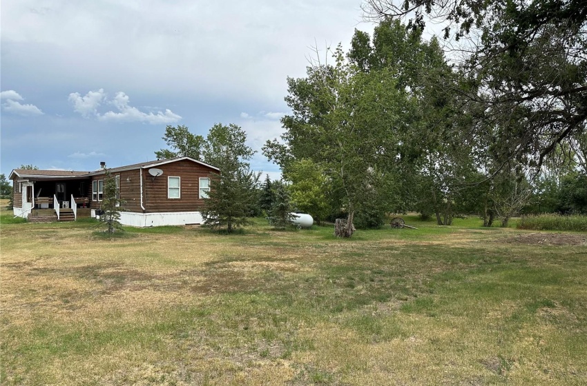 Rural Address, Gull Lake Rm No. 139, Saskatchewan S0N 1A0, 4 Bedrooms Bedrooms, 10 Rooms Rooms,2 BathroomsBathrooms,Acreage,For Sale,Gull Lake Acreage,Rural Address,SK996126