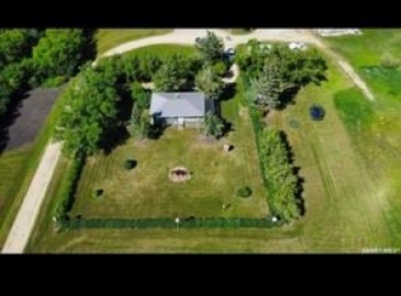 Rural Address, Willow Creek Rm No. 458, Saskatchewan S0E 0H0, 3 Bedrooms Bedrooms, 7 Rooms Rooms,1 BathroomBathrooms,Acreage,For Sale,Brooksby Acreage 19.32 Acres,Rural Address,SK996156