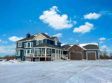 Rural Address, Corman Park Rm No. 344, Saskatchewan S7K 3J5, 6 Bedrooms Bedrooms, 20 Rooms Rooms,4 BathroomsBathrooms,Acreage,For Sale,Neudorf Acreage,Rural Address,SK996164