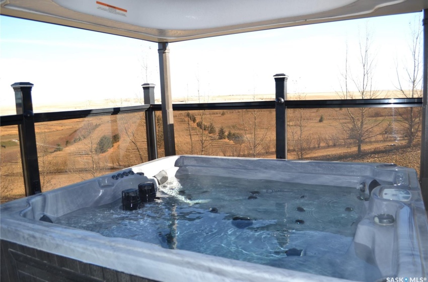 Rural Address, Kindersley Rm No. 290, Saskatchewan S0L 1S0, 5 Bedrooms Bedrooms, 18 Rooms Rooms,4 BathroomsBathrooms,Acreage,For Sale,Verendrye Creek Acres,Rural Address,SK996113