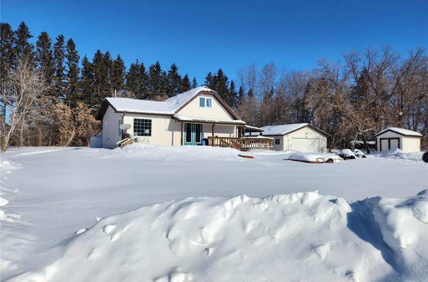 Rural Address, Star City Rm No. 428, Saskatchewan S0E 1T0, 4 Bedrooms Bedrooms, 14 Rooms Rooms,2 BathroomsBathrooms,Acreage,For Sale,Miller Acreage,Rural Address,SK996246