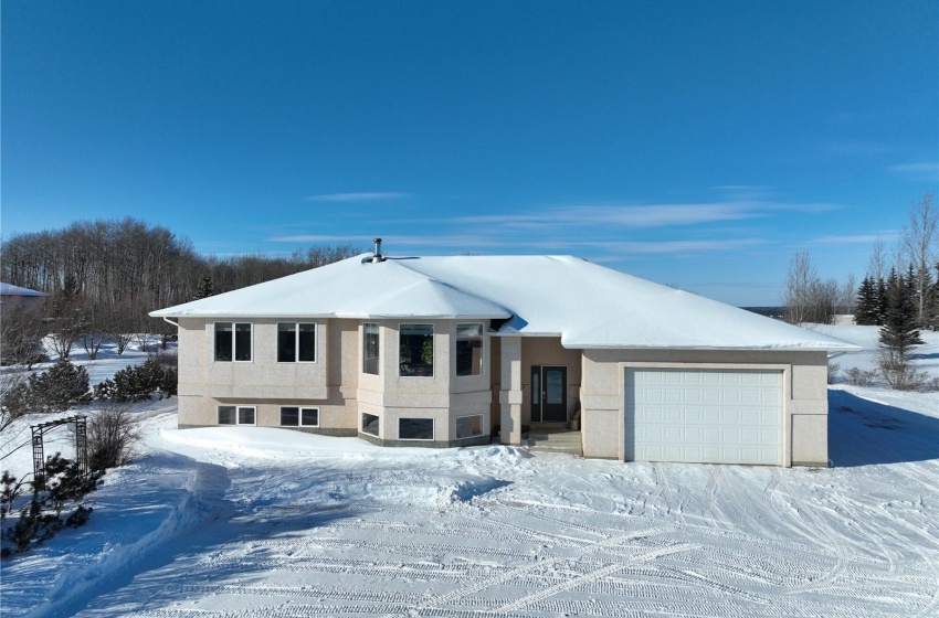 Rural Address, Prince Albert Rm No. 461, Saskatchewan S6V 5R7, 4 Bedrooms Bedrooms, 16 Rooms Rooms,4 BathroomsBathrooms,Acreage,For Sale,7 Aspen Estate Acreage,Rural Address,SK995835