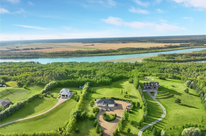 Rural Address, Prince Albert Rm No. 461, Saskatchewan S6V 5R7, 4 Bedrooms Bedrooms, 16 Rooms Rooms,4 BathroomsBathrooms,Acreage,For Sale,7 Aspen Estate Acreage,Rural Address,SK995835