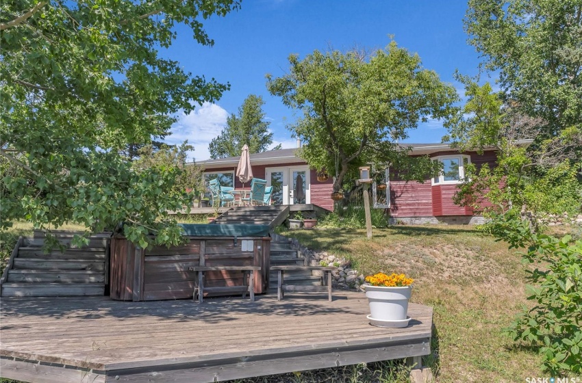 Rural Address, Colonsay Rm No. 342, Saskatchewan S0K 3W0, 2 Bedrooms Bedrooms, 16 Rooms Rooms,2 BathroomsBathrooms,Acreage,For Sale,Meridian Road Brown Acreage,Rural Address,SK979973