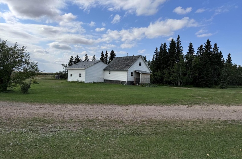 Rural Address, Spalding Rm No. 368, Saskatchewan S0K 4C0, 3 Bedrooms Bedrooms, 8 Rooms Rooms,2 BathroomsBathrooms,Acreage,For Sale,Spalding Acreage,Rural Address,SK990239